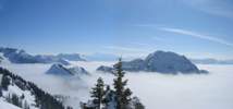 Foto: Ahornspitze und Straußberg im Nebelmeer