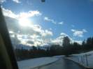 Fotos: stürmisch zerrissene Wolken vor blauem Himmel