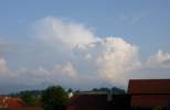 Foto: aufquellende Fast-Gewitterwolke