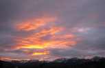 Foto: dsterer Himmel mit Morgenrot 